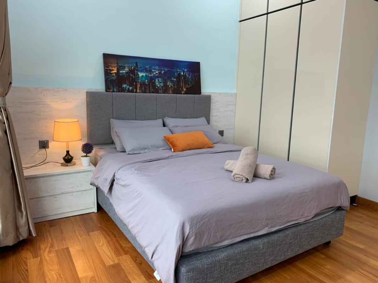 Ferienwohnung Tritower By Antlerzone Johor Bahru Exterior foto