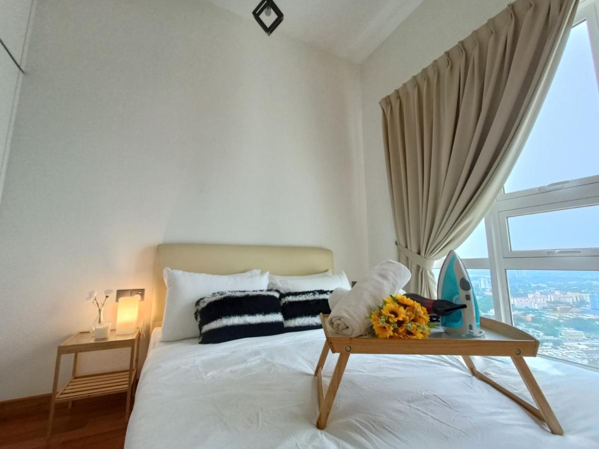 Ferienwohnung Tritower By Antlerzone Johor Bahru Exterior foto