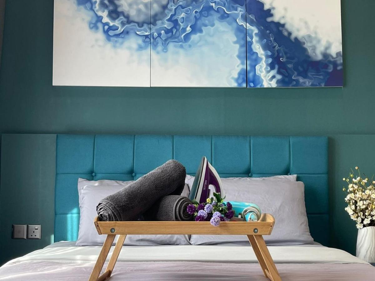 Ferienwohnung Tritower By Antlerzone Johor Bahru Exterior foto