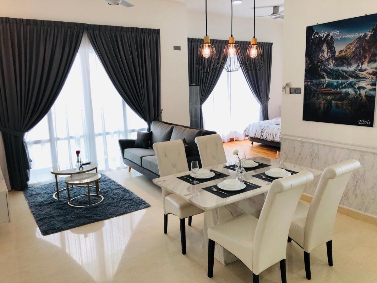 Ferienwohnung Tritower By Antlerzone Johor Bahru Exterior foto
